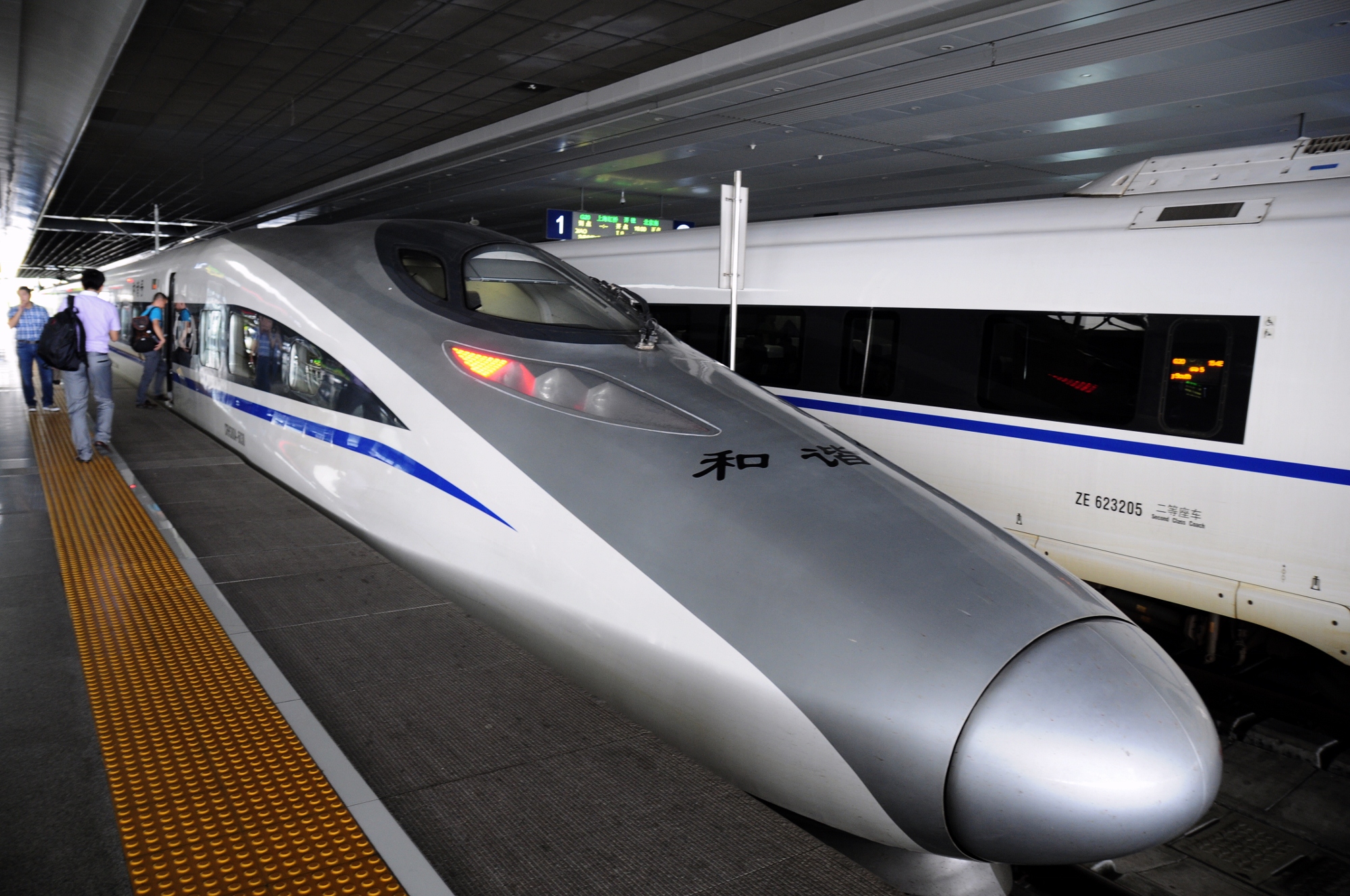 Самые новые поезда. Синкансэн Сапсан. Crh380a высокоскоростной поезд в Китае. Jr-Maglev mlx01 кабина. Скоростной поезд Сапсан.