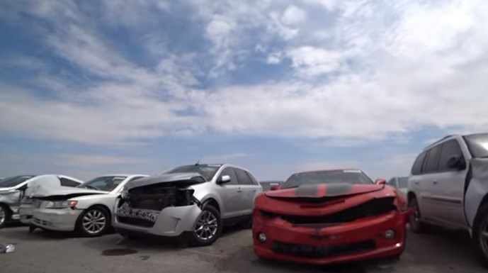 Покупка битых автомобилей