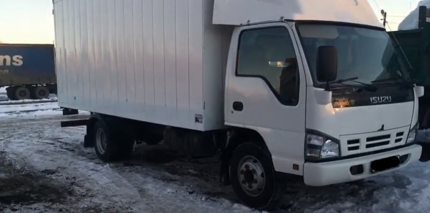 Isuzu NQR75