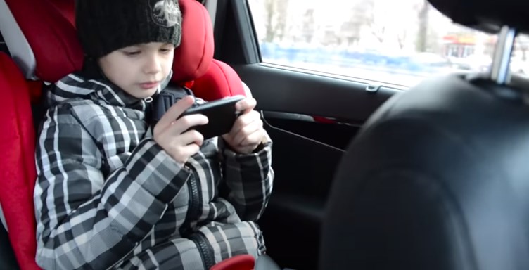 Детское автокресло